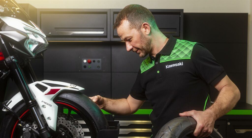 Atelier Kawasaki Rollin's Motos